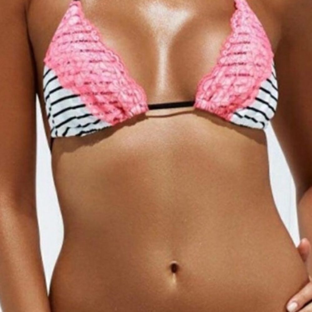 Classic Beach Bunny Top Only